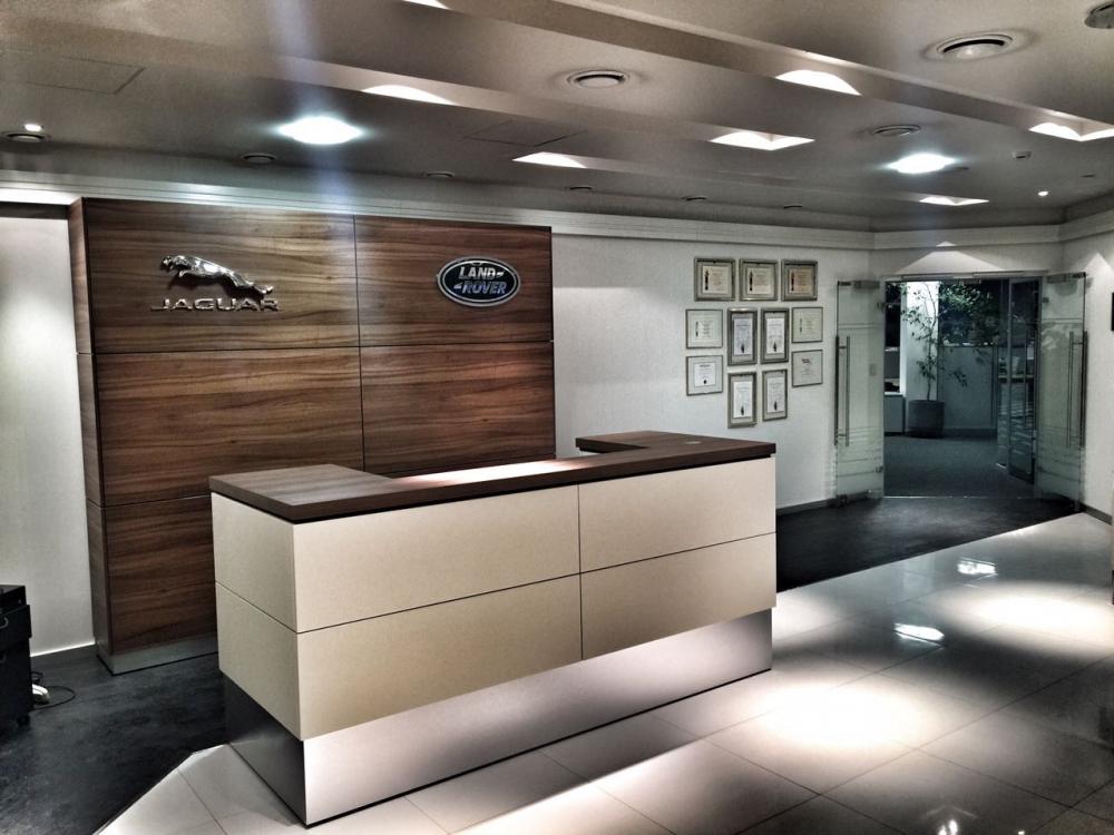Закончено оборудование офиса Jaguar - Land Rover