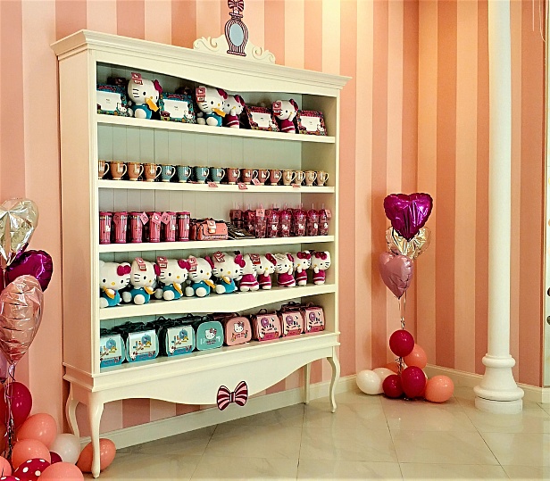 Hello Kitty салон красоты