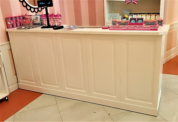 Hello Kitty салон красоты